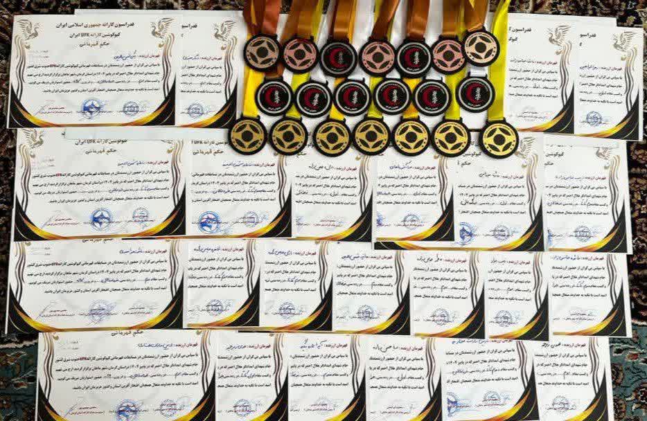 درخشش بانوان کاراته‌کار یزدان‌شهر در مسابقات جنوب شرق کشور